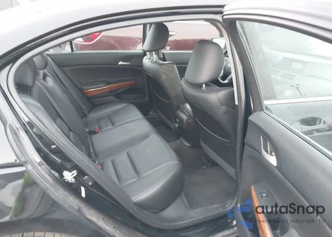 2011 Honda Accord 2.4 Ex-L z USA, uszkodzony, nr VIN 1HGCP2F86BA041975